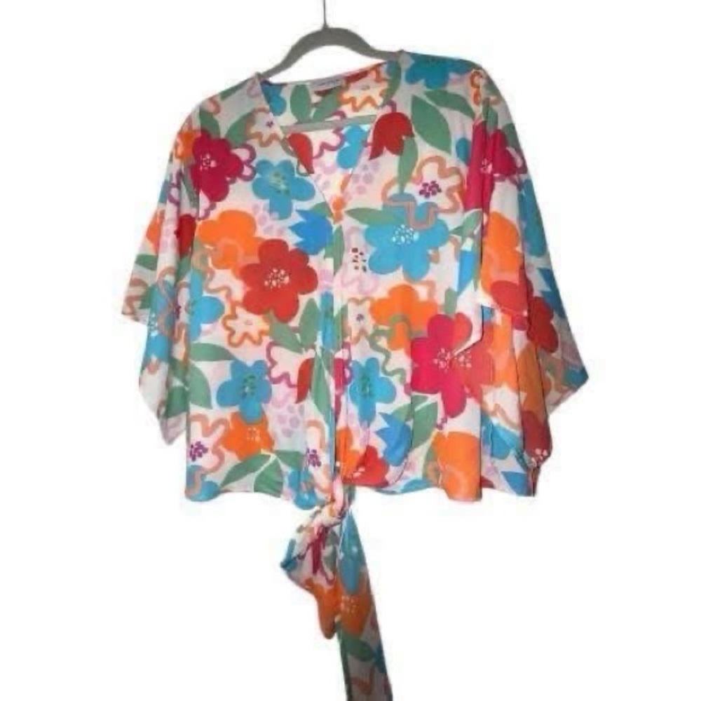 Adrienne Floral Tie-Front Flutter Sleeve Blouse - worn once - euc - size small
